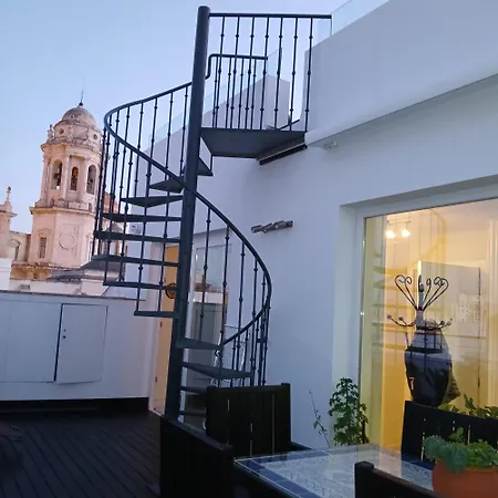 Apartment ***** Attic With Impressive Views And Jacuzzi