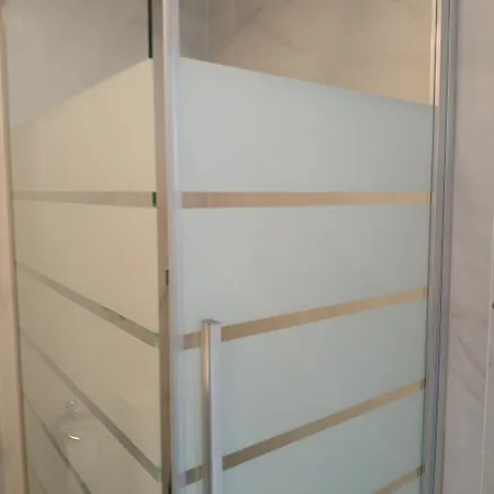 ***** Attic With Impressive Views And Jacuzzi Appartement
