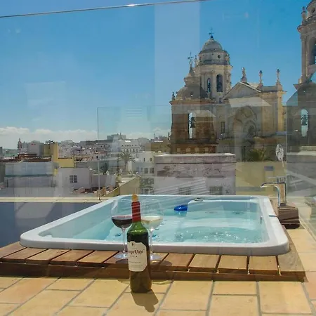 公寓 ***** Attic With Impressive Views And Jacuzzi