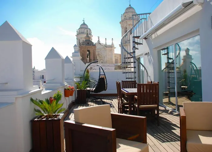 ***** Attic With Impressive Views And Jacuzzi * Cádiz