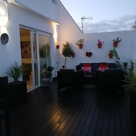 ***** Attic With Impressive Views And Jacuzzi Apartment