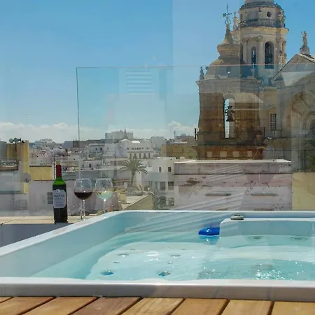 Apartment ***** Attic With Impressive Views And Jacuzzi Cádiz