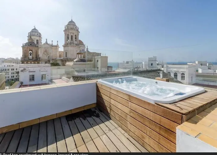 Apartament ***** Attic With Impressive Views And Jacuzzi Kadyks