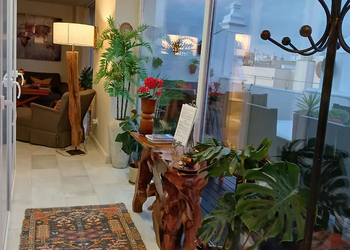 ***** Attic With Impressive Views And Jacuzzi Apartman *